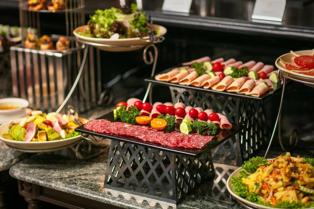 La Mejor Hotel & Sky Bar Ханой Экстерьер фото
